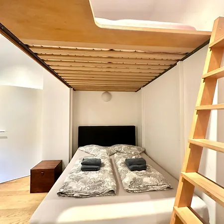 Moderne Apartments im stilvollen Altbau Freiburg im Breisgau Exterior foto