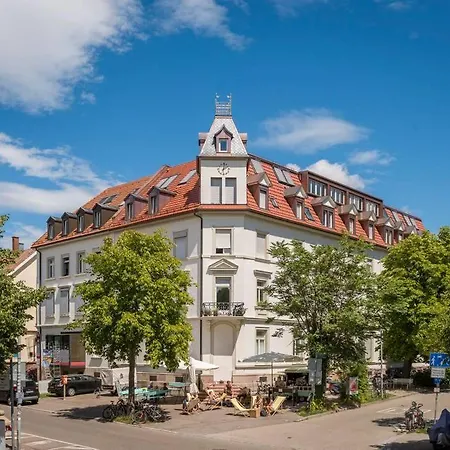 Moderne Apartments im stilvollen Altbau Freiburg im Breisgau Exterior foto