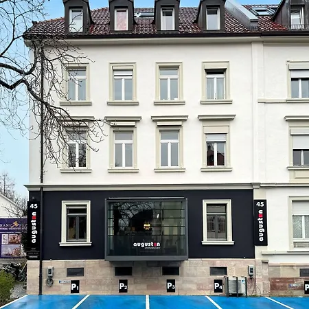 Moderne Apartments im stilvollen Altbau Freiburg im Breisgau Exterior foto